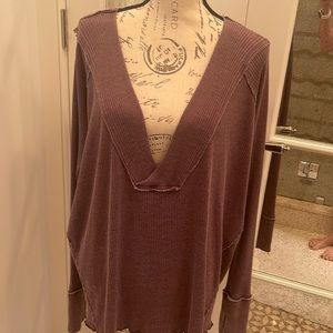 2/$18 !! Free People M Oversized Boxy gray-purple Long Slve Super Soft EUC BOHO!